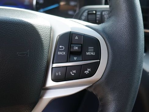 Used 2023 Ford Explorer XLT w/ Equipment Group 202A AWD/4WD image 20
