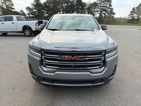 Used 2023 GMC Acadia AT4 w/ Technology Package image 10