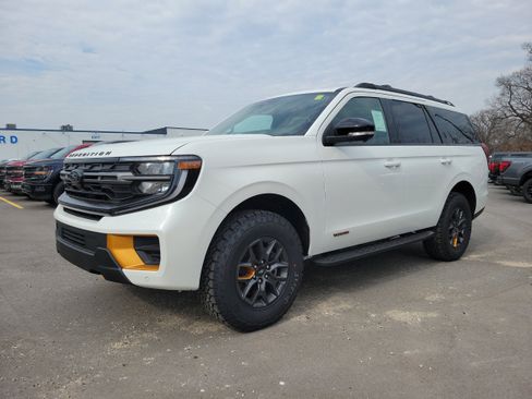 New 2026 Ford Expedition Tremor image 9