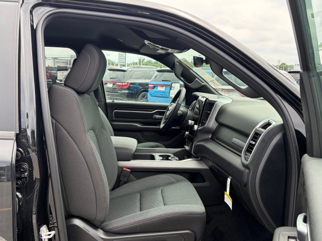New 2026 RAM 1500 Big Horn AWD/4WD image 28