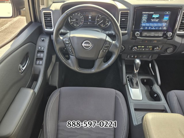 Used 2022 Nissan Frontier SV AWD/4WD image 13