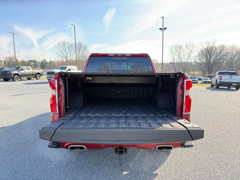 Used 2025 Chevrolet Silverado 1500 High Country image 36