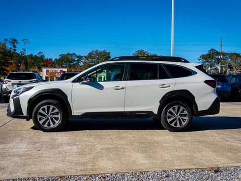 Certified 2025 Subaru Outback Premium image 2