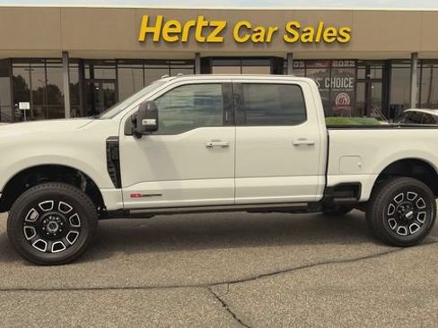 Used 2026 Ford F350 Platinum AWD/4WD image 5