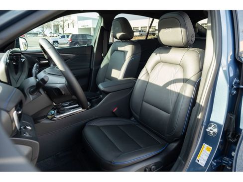 Used 2025 Buick Envista Sport Touring w/ Convenience I Package image 10