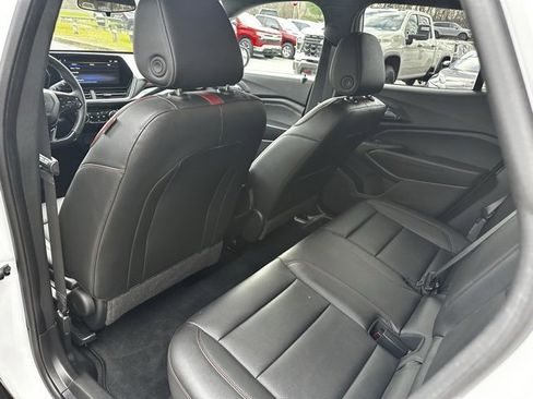 Used 2024 Chevrolet Trax RS w/ Driver Confidence Package image 19