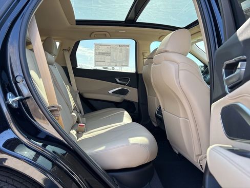 Used 2024 Acura RDX SH-AWD image 24