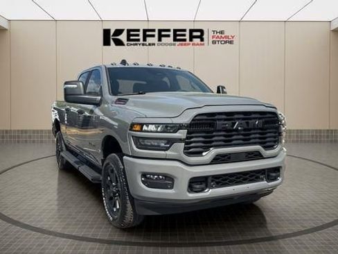 New 2026 RAM 2500 Big Horn AWD/4WD image 8