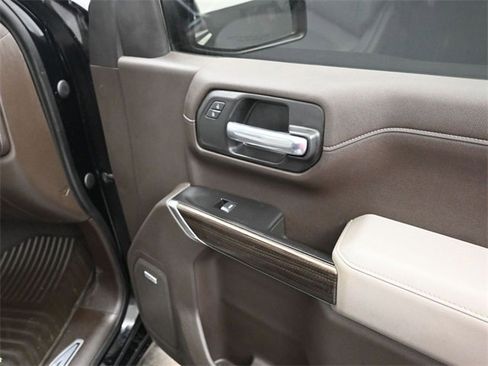 Used 2021 Chevrolet Silverado 1500 RST w/ Texas Edition Plus image 23