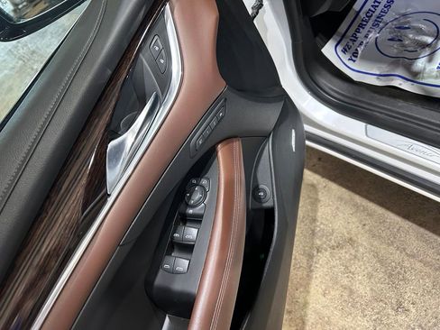 Used 2019 Buick LaCrosse Avenir w/ Driver Confidence Package II AWD/4WD image 19