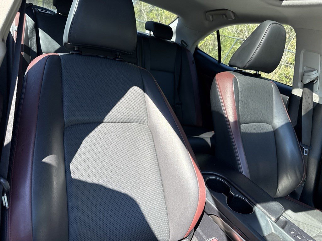 Used 2017 Lexus IS 200t RWD image 36