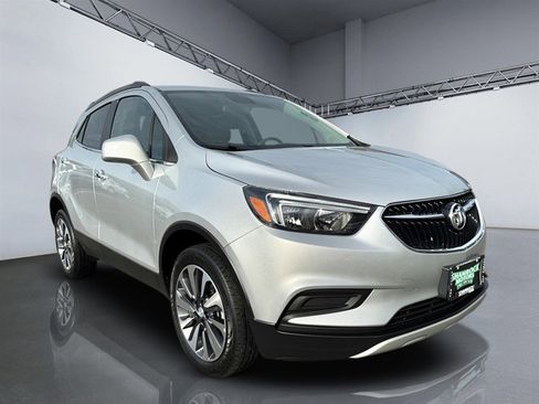 Used 2022 Buick Encore Preferred AWD/4WD image 12