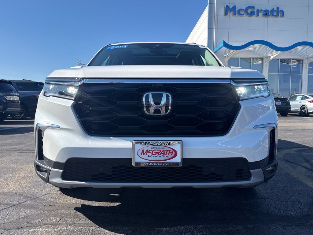 Certified 2025 Honda Pilot Elite image 13