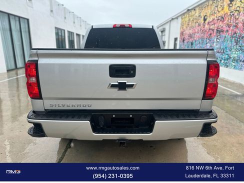 Used 2018 Chevrolet Silverado 1500 Custom w/ Custom Value Package image 7