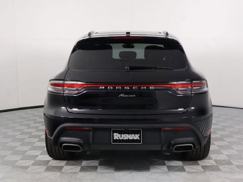 Certified 2026 Porsche Macan AWD/4WD image 6