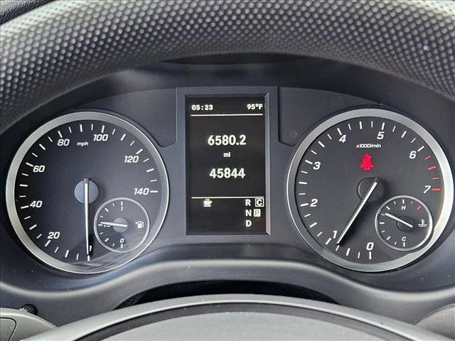 Used 2023 Mercedes-Benz Metris Passenger image 11