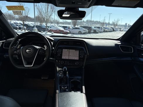 Used 2023 Nissan Maxima SR w/ Sport Mat Group image 29
