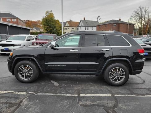 Used 2020 Jeep Grand Cherokee Limited w/ Luxury Group II image 2