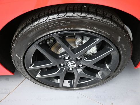 Certified 2025 Honda Civic Sport image 15