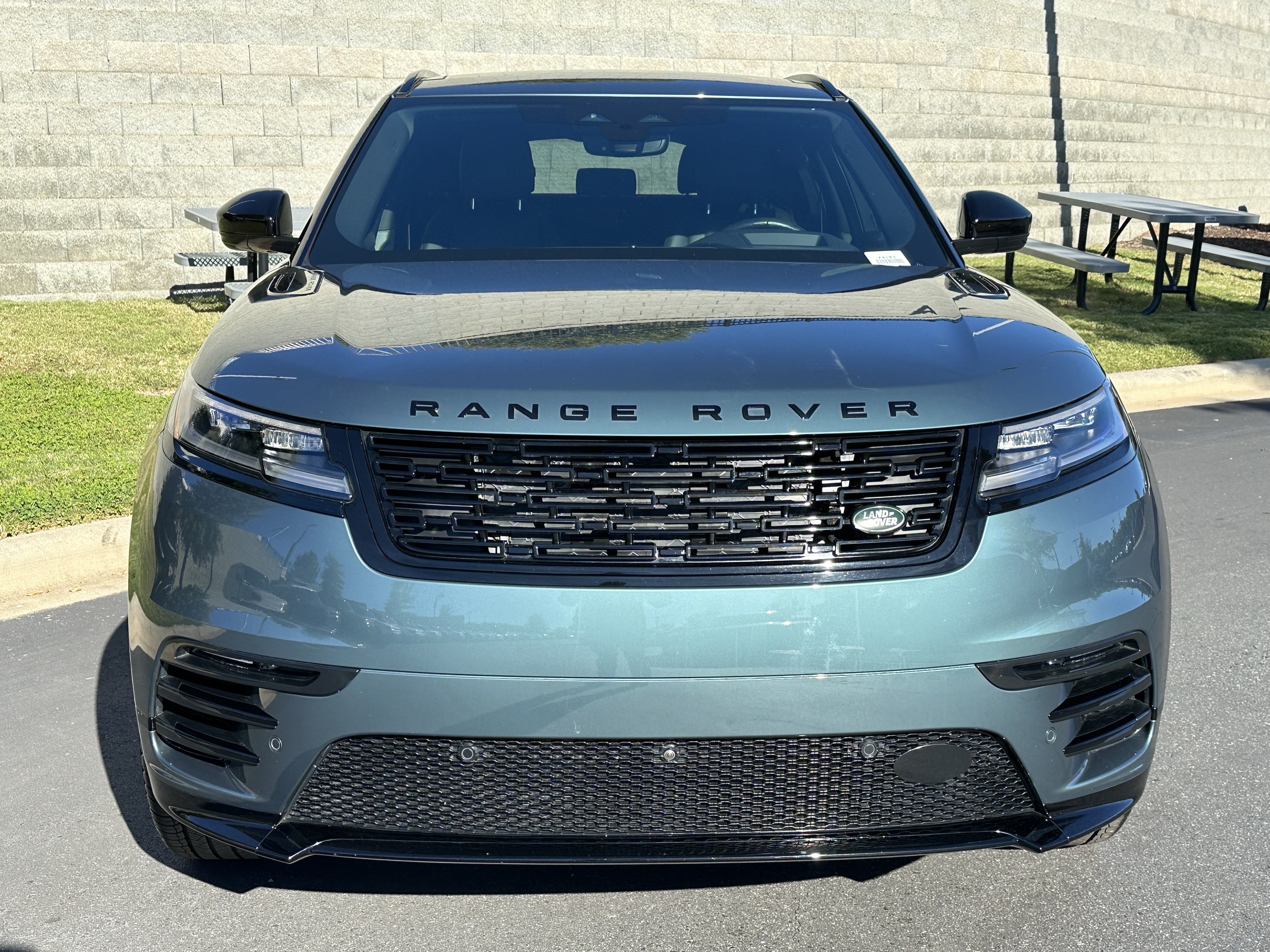 Certified 2026 Land Rover Range Rover Velar Dynamic SE AWD/4WD image 11