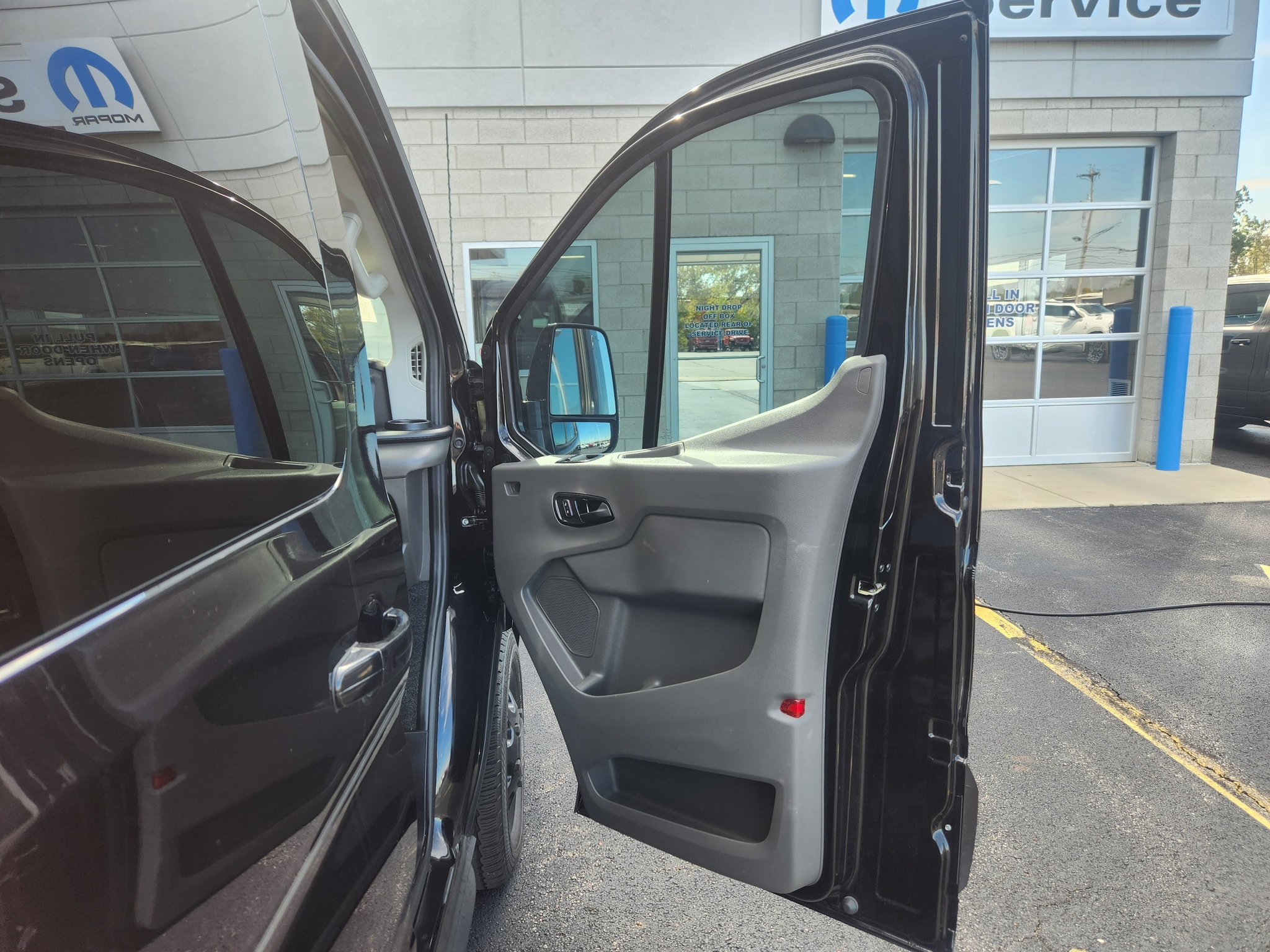 Used 2023 Ford Transit 150 Low Roof AWD image 44