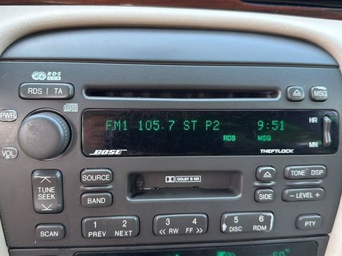 Used 2003 Cadillac Seville STS w/ Preferred Equipment Group FWD image 6