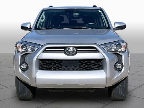 Used 2021 Toyota 4Runner SR5 RWD image 3