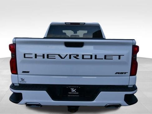 Used 2023 Chevrolet Silverado 1500 RST w/ Z71 Off-Road Package AWD/4WD image 6