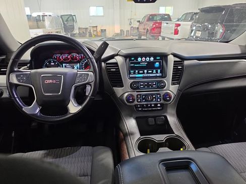 Used 2019 GMC Yukon SLE w/ Convenience Package AWD/4WD image 4