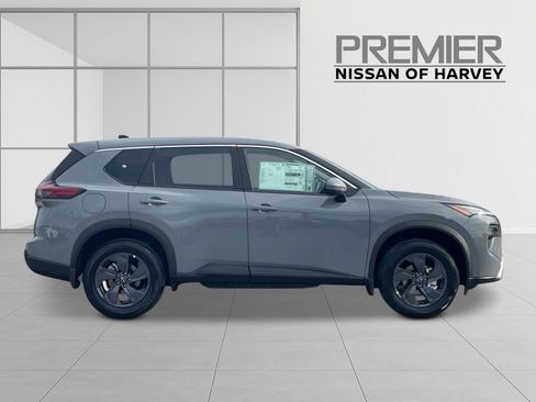 New 2026 Nissan Rogue SV FWD image 6