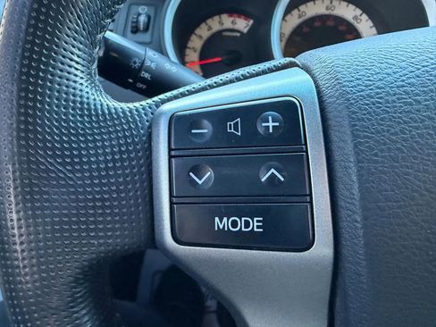 Used 2013 Toyota Tacoma 4x4 Double Cab w/ TRD Sport Pkg image 25