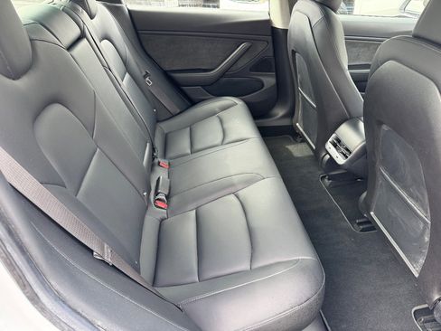 Used 2018 Tesla Model 3 Long Range image 21