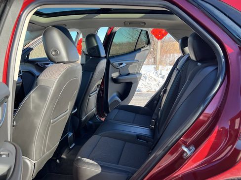 Used 2022 Buick Envision Preferred image 35