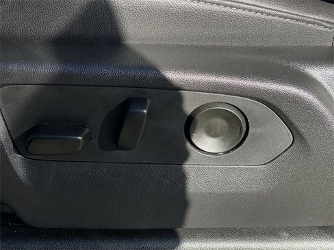 Used 2025 Chevrolet Silverado 1500 LTZ w/ LTZ Premium Package image 26