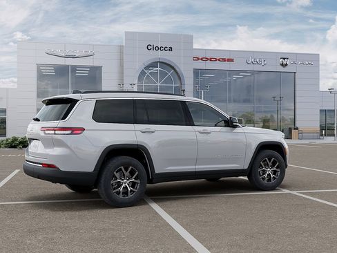 New 2025 Jeep Grand Cherokee L Limited w/ Luxury Tech Group II AWD/4WD image 5