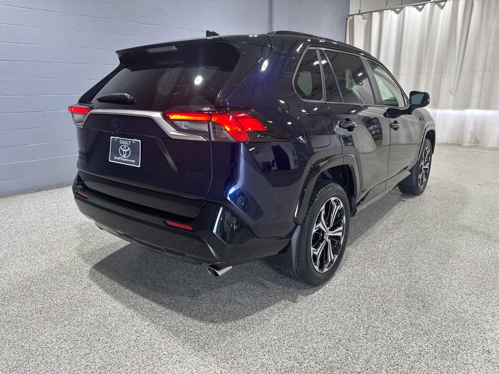 Certified 2023 Toyota RAV4 XSE w/ Weather Package AWD/4WD image 4