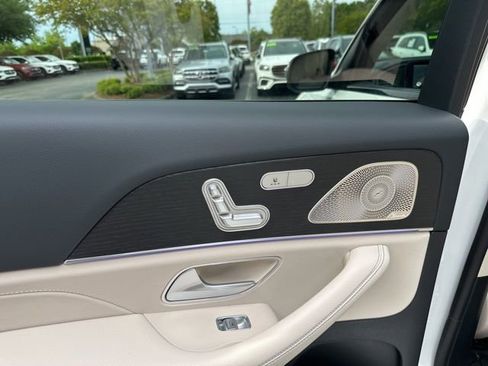 New 2026 Mercedes-Benz GLS 450 4MATIC image 27