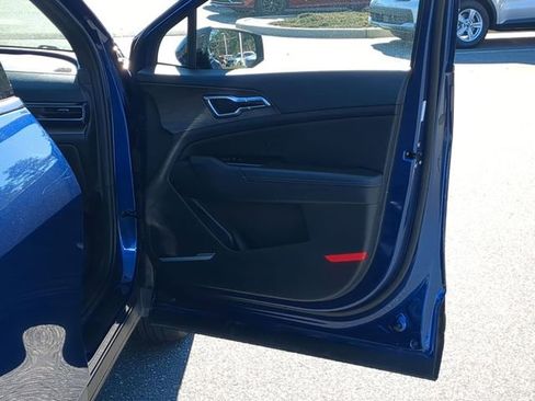 Used 2024 Kia Sportage X-Line w/ X-Line Premium Package image 37