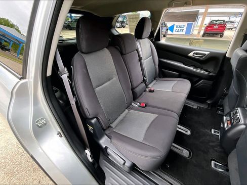 Used 2020 Nissan Pathfinder SV FWD image 20