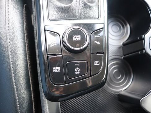 Used 2024 Kia Sportage EX image 18