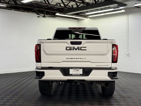 Used 2024 GMC Sierra 3500 Denali Ultimate image 6