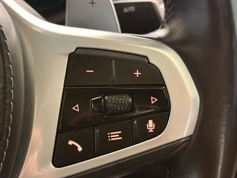 Used 2022 BMW X6 xDrive40i w/ Executive Package image 27