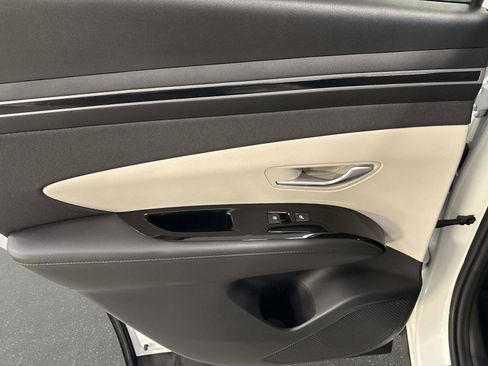 Used 2023 Hyundai Tucson Limited w/ Cargo Package image 11