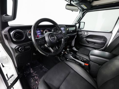 Used 2022 Jeep Wrangler Unlimited Sport image 21