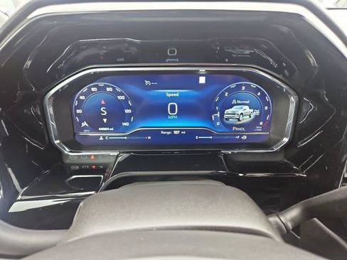 Used 2023 Chevrolet Silverado 1500 LT image 15