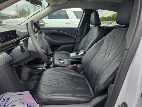 Used 2023 Ford Mustang Mach-E Select RWD image 5