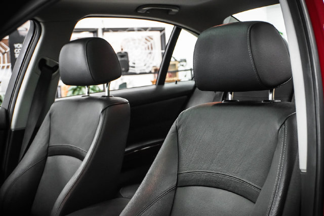 Used 2011 BMW 328i Sedan RWD image 9