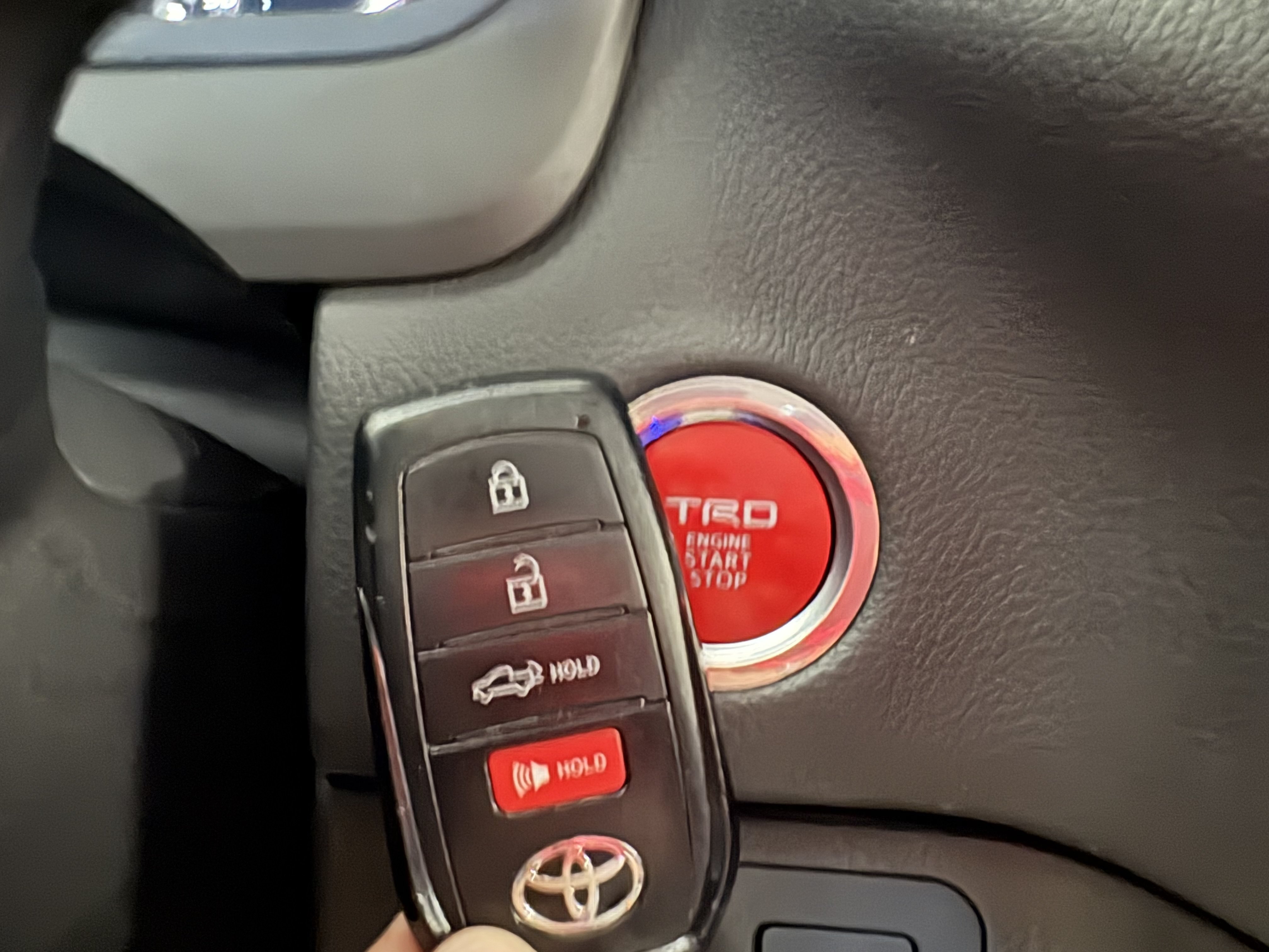 Used 2022 Toyota Tundra Limited w/ TRD Off-Road Package AWD/4WD image 30