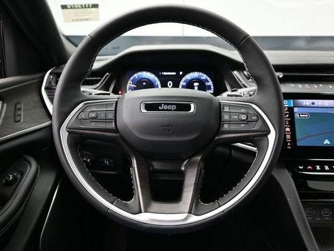 New 2026 Jeep Grand Cherokee L Limited AWD/4WD image 26