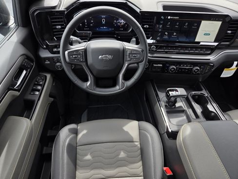 New 2026 Chevrolet Silverado 1500 ZR2 AWD/4WD image 9